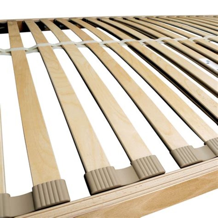 Are slatted beds strong?